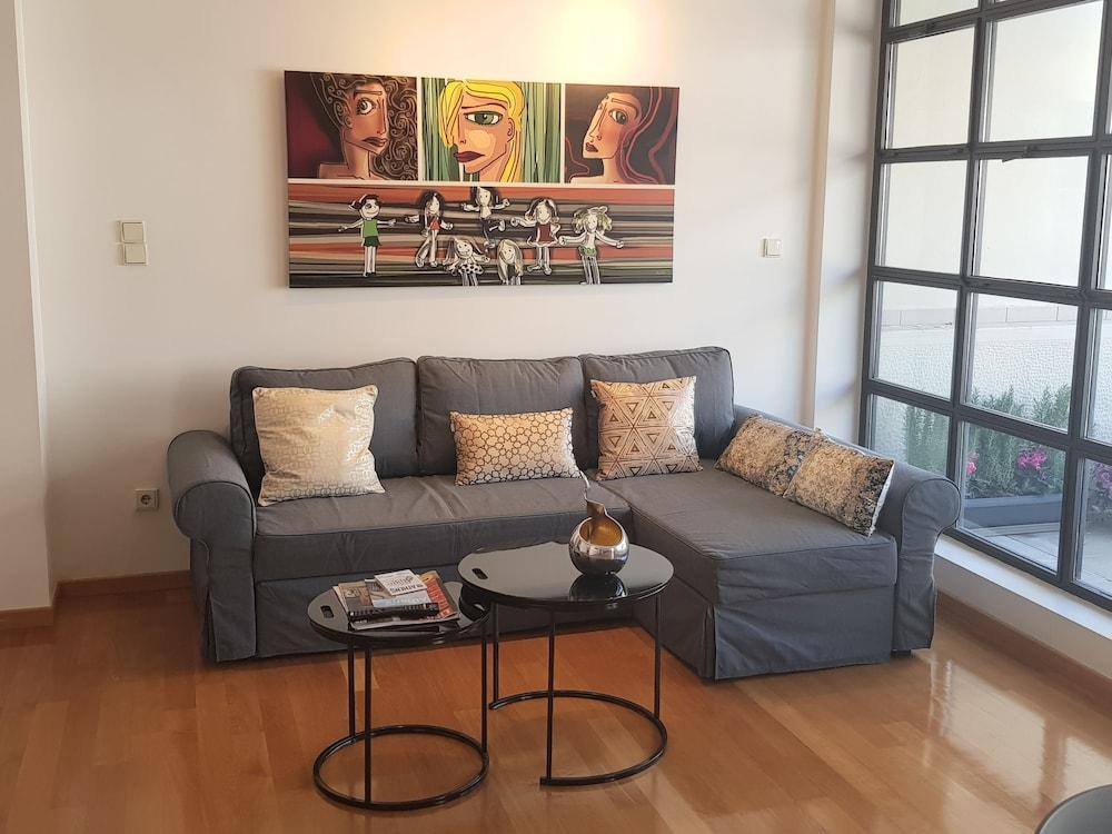 Pangsapuri 75 m² dengan 3 bilik tidur dan 2 bilik mandi peribadi di Acropolis - Koukaki Athens Luaran gambar